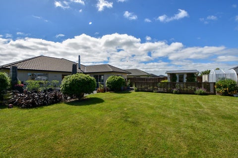 50 Armstrong Avenue, Carterton