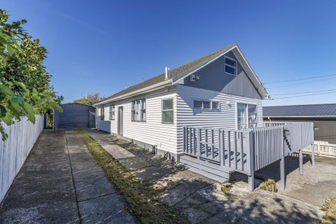 8 Herewini Street, Titahi Bay, Porirua