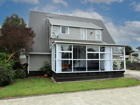 11 Ross Street, Woodville