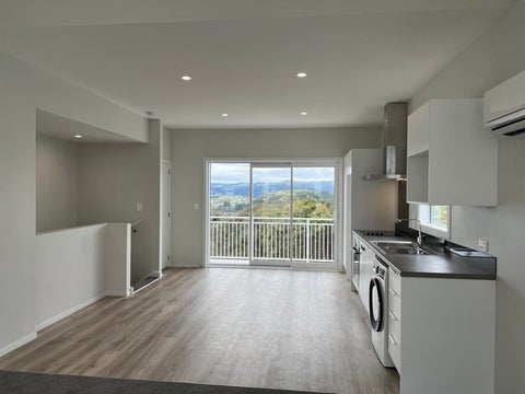 14 Tai Lane, Whitby, Porirua