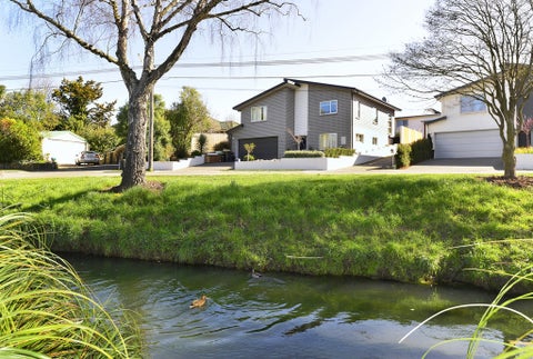 295 Eastern Terrace, Sydenham, Christchurch