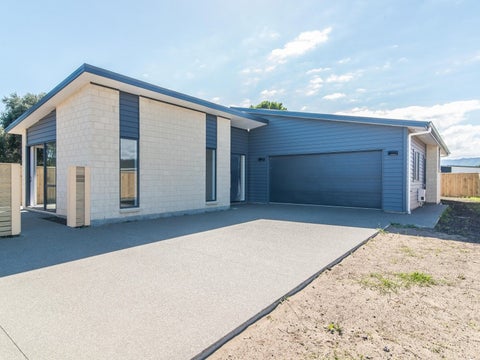 22 Bridford Way, Paraparaumu