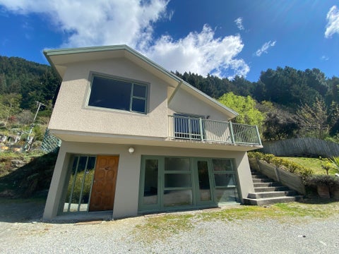 42 Huff Street, Queenstown, Queenstown