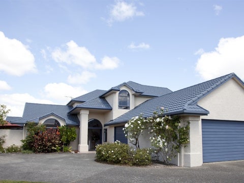 45 Royal Oak Drive, Kelvin Grove, Palmerston North