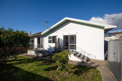 2/120 Nayland Road, Stoke, Nelson