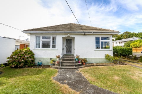 137 Clawton Street, Westown, New Plymouth