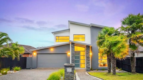22 Borneo Drive, Fairview Heights, Auckland