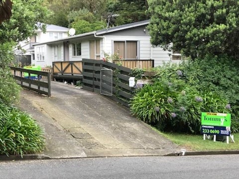 13A Mahoe Street, Tawa, Wellington