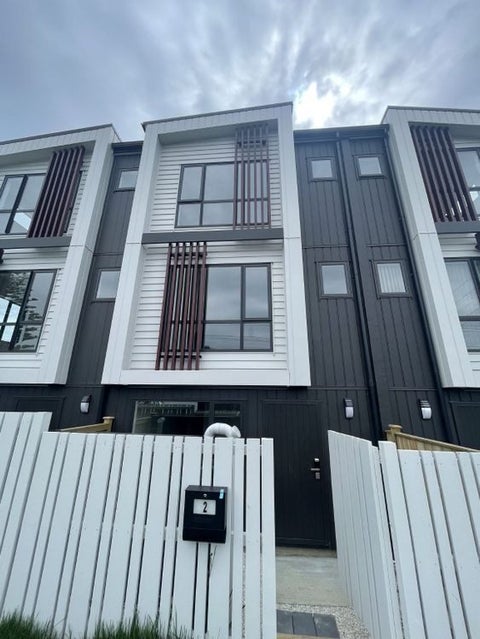 2/58 Te Atatu Road, Te Atatu South, Auckland