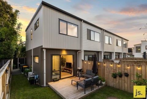 7/66 Neil Avenue, Te Atatu Peninsula, Auckland