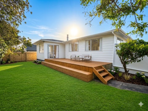 49 Cherry Road, Bucklands Beach, Auckland