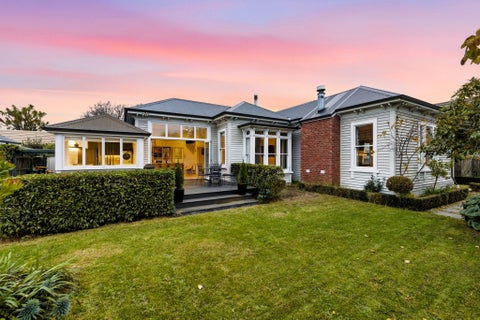 8 Aikmans Road, Merivale, Christchurch