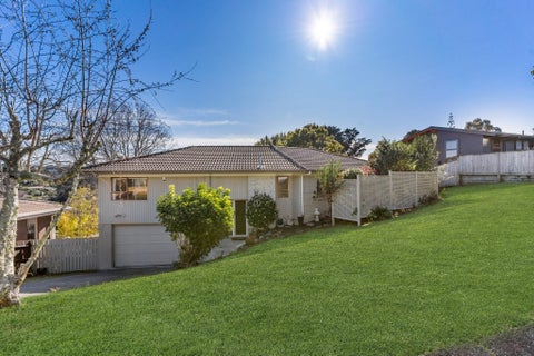 48 Castleton Drive, Howick, Auckland