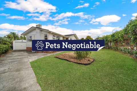 51 Fairclough Road, Beach Haven, Auckland