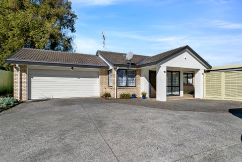 60A Hillside Road, Papatoetoe, Auckland
