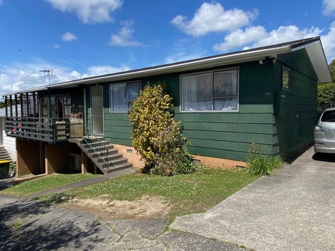 1/68 Lynden Avenue, Hillcrest, Auckland