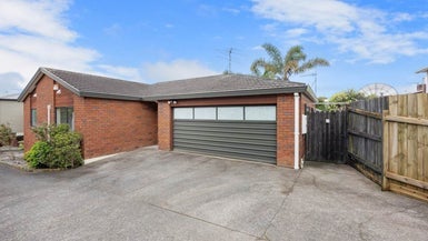 2/8 Patterson Street, Sandringham, Auckland