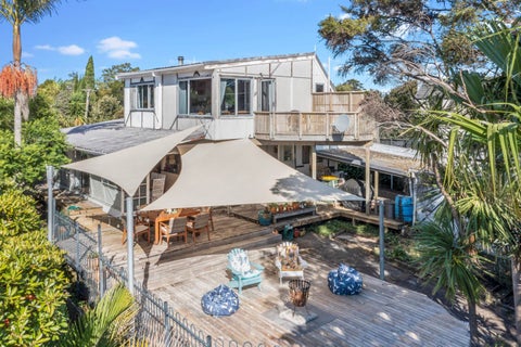 3 Holgate Avenue, Herald Island, Auckland