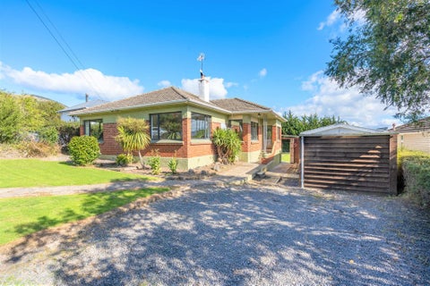 16 Quarry Road, Green Island, Dunedin