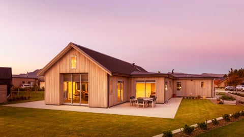 1 Parkview Street, Wanaka