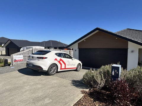 34 Katania Heights, Brightwater, Brightwater