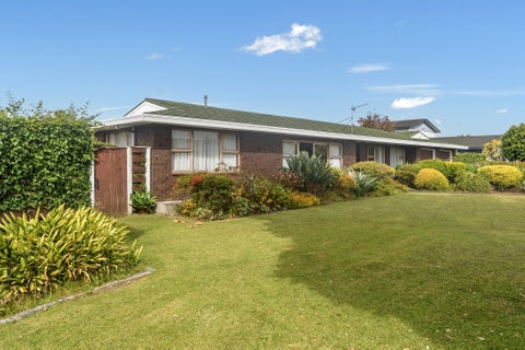 33 Lydbrook Place, Otumoetai, Tauranga