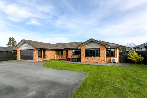 9D Estate Grove, Inglewood, Inglewood