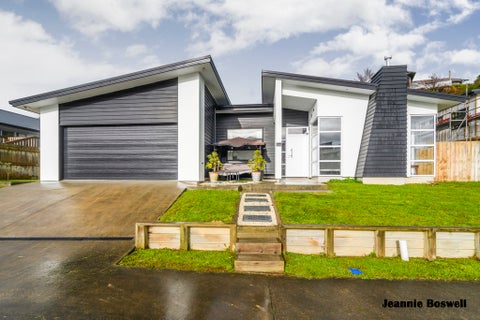 105 Cashmere Drive, Fitzherbert, Palmerston North