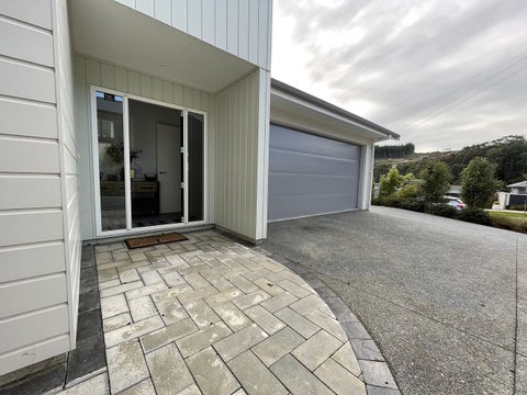 47A Banks Boulevard, Whitby, Wellington