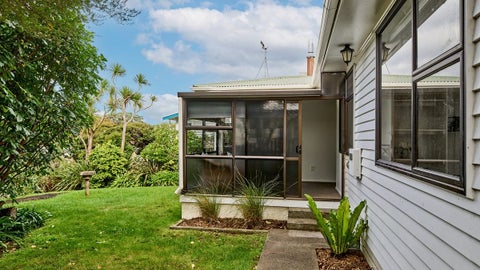 11 Raroa Place, Pukerua Bay, Porirua