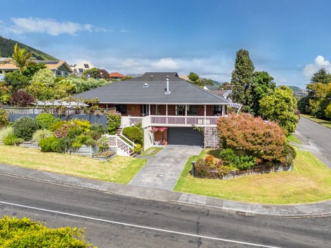 2 Amokura Street, Waikanae, Waikanae