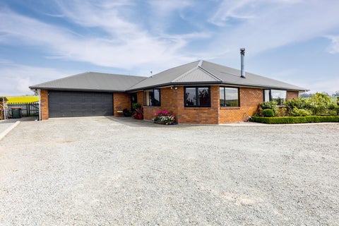 100 King Road, Rosewill