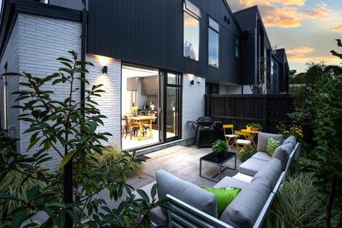 4/57B Carlton Mill Road, Merivale, Christchurch