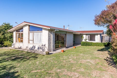 78 Gray Avenue, Paraparaumu Beach, Paraparaumu