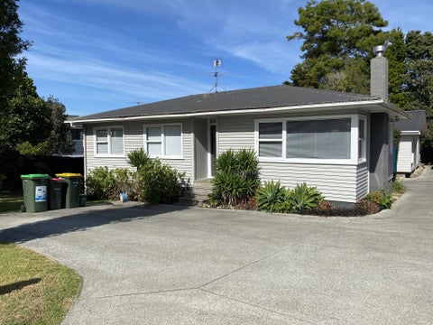 66 Blakeborough Drive, Forrest Hill, Auckland