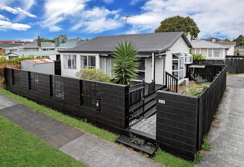20A Nogat Avenue, Papatoetoe, Auckland