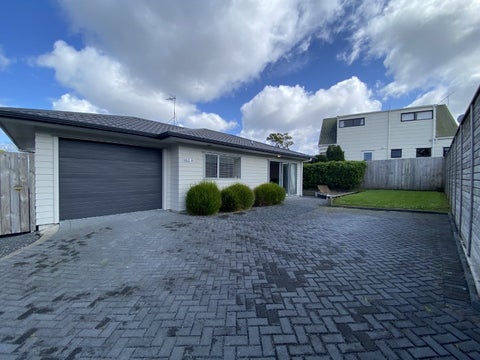 361 Whangaparaoa Road, Stanmore Bay, Whangaparaoa