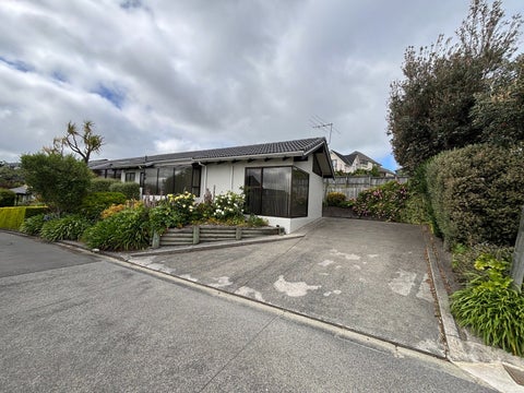 43 Woodside Common, Westmorland, Christchurch