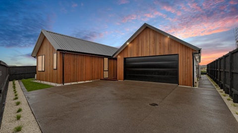 26 Purser Crescent, Flagstaff, Hamilton