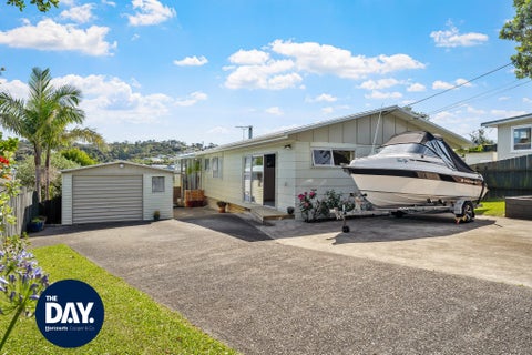 27 Penton Road, Stanmore Bay, Whangaparaoa
