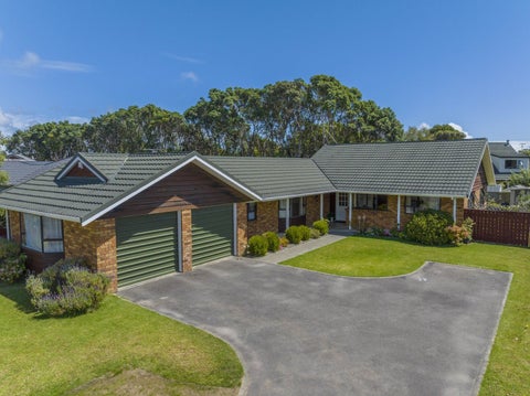 141 Belvedere Avenue, Waikanae