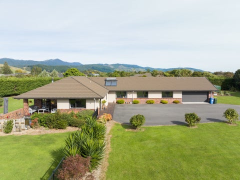 47 Pohutukawa Drive, Levin, Levin