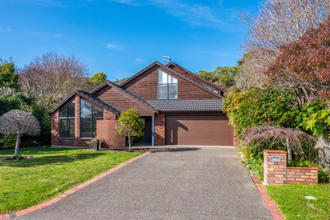 11 Karu Crescent, Waikanae
