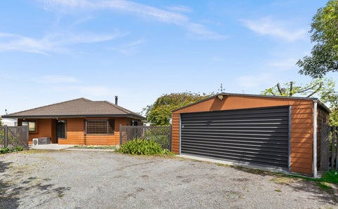 1311 Caroline Road, Mayfair, Hastings