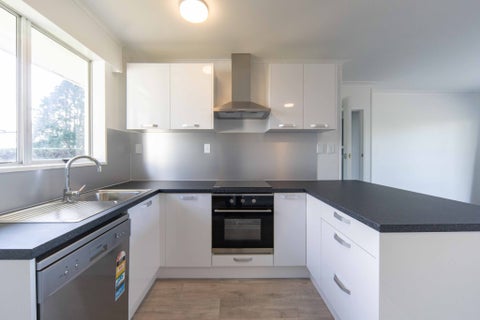 2A Baverstock Road, Nawton, Hamilton
