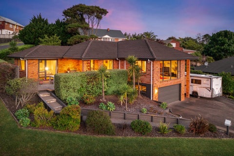 2 Foothills Lane, Glen Eden, Auckland