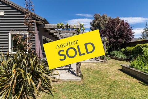 7 Aspinall Street, Wanaka