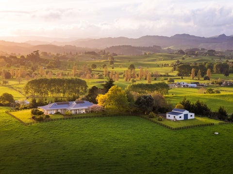300 Grove Road, Te Pahu, Hamilton