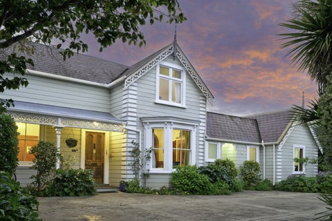 7 Cambria Gardens, The Wood, Nelson
