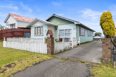 28 Kowhai Street, Castlecliff, Whanganui